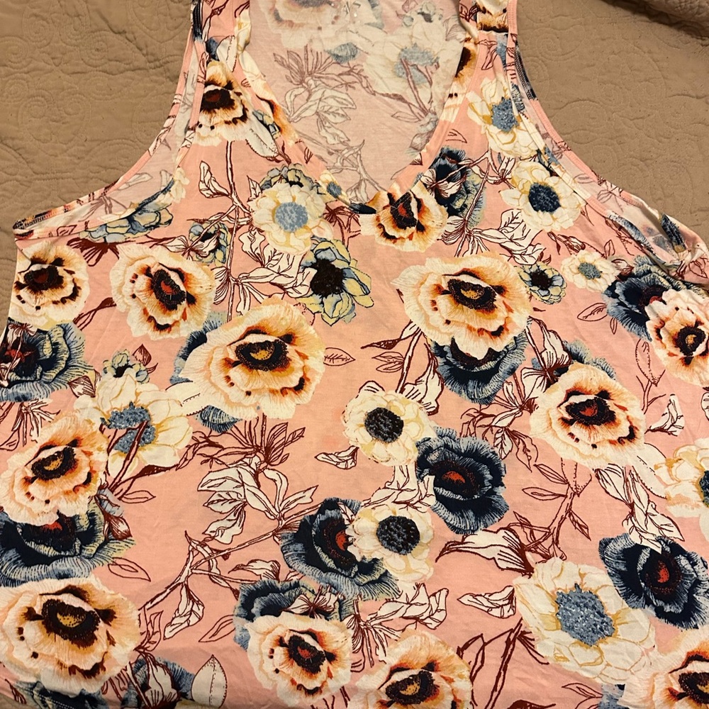 Tank top - Picture 3 of 3